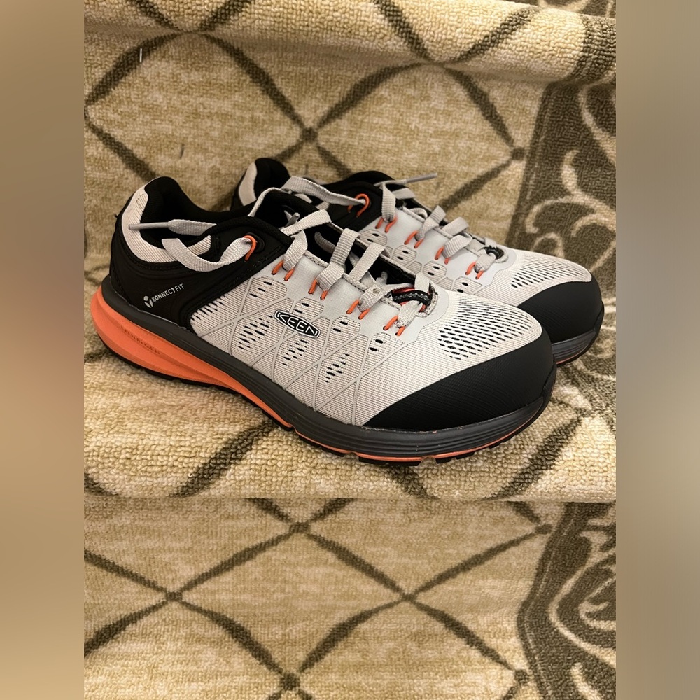 Keen Gray and Black Athletic Shoes